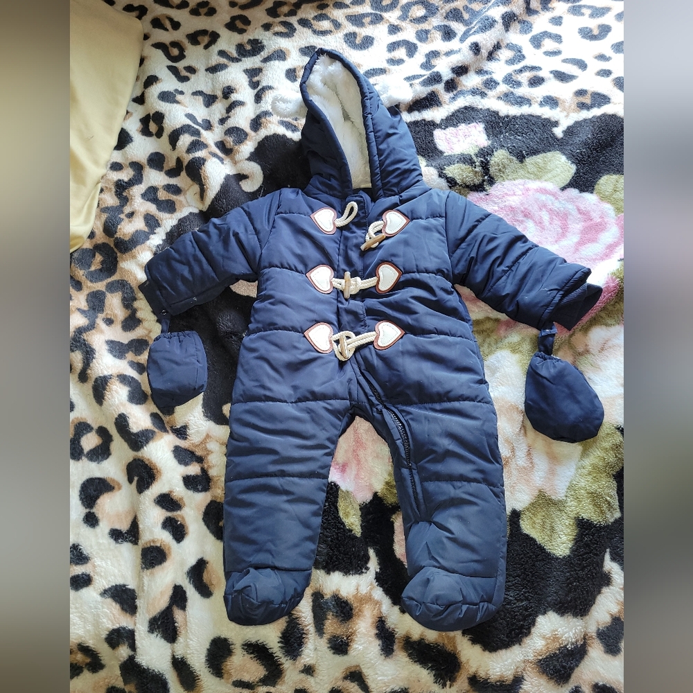 Infant snowsuit with mittens ☃️